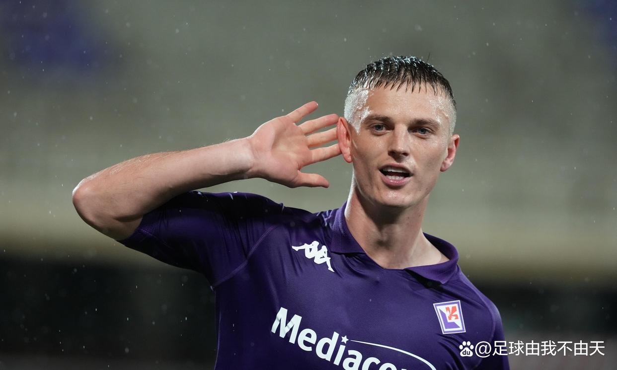 爱游戏官网-佛罗伦萨球员备战关键战役，迎难而上的简单介绍