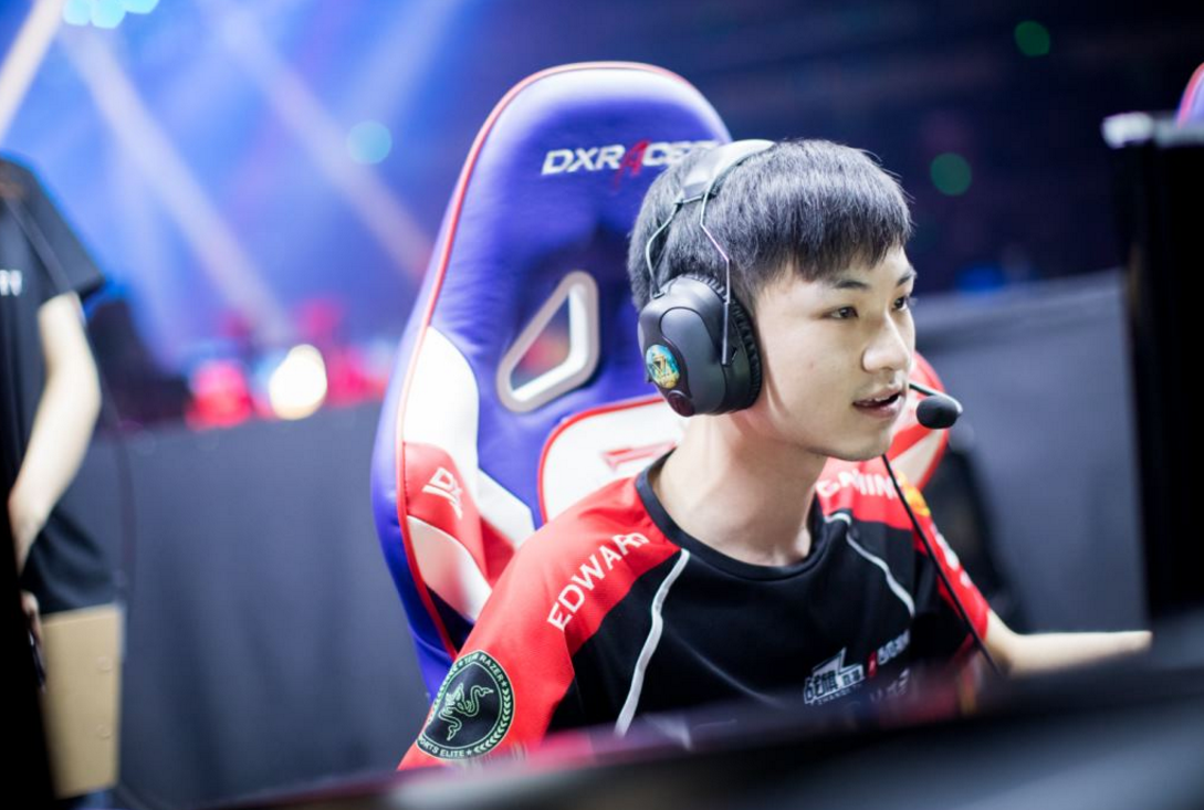 CLG险胜EDG，Ming极限生还后反打鏖战多局全球总决赛，强势挺进下一轮的简单介绍