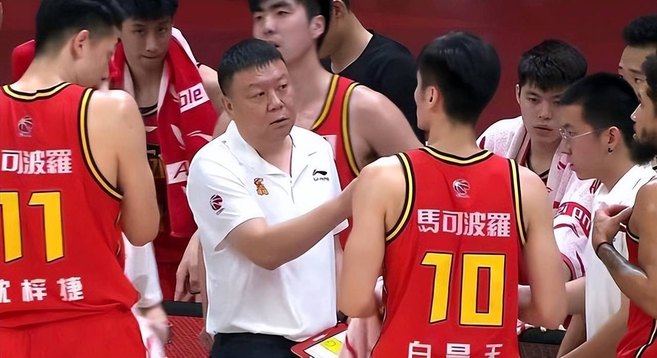 包含比赛中原创战术大胆尝试取得成果的词条