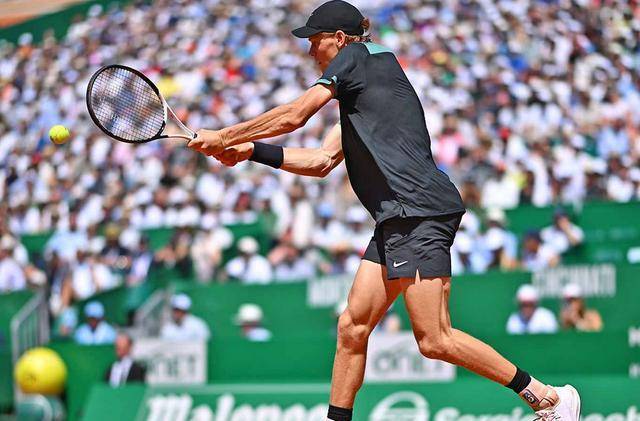 爱游戏APP-美网逆转蒙特卡洛大师赛，西西帕斯带队取胜