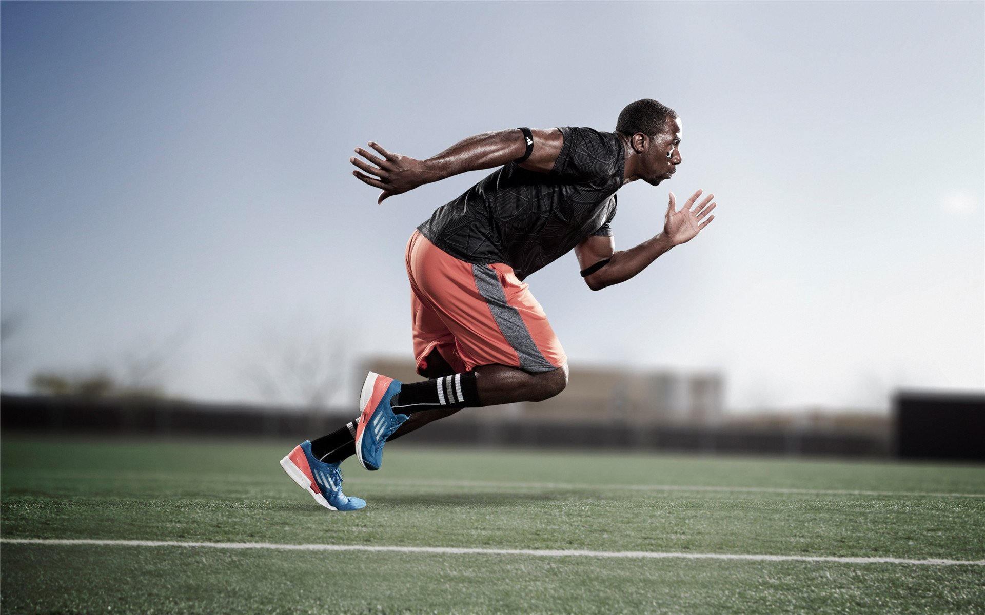 维京战吼难阻闪电!姆巴佩撕裂防线惊艳欧洲杯